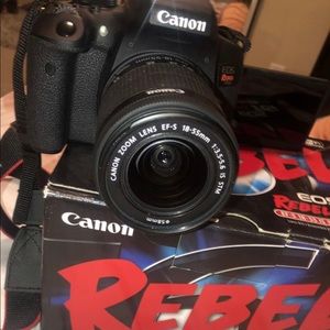 Canon EOS rebel T6i